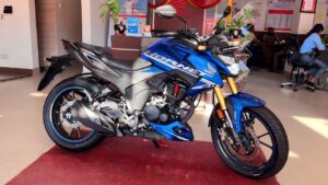 धासु लुक में जल्दी ही तब्दबा बनाएगी, Honda Hornet 2.0 स्मार्ट फीचर्स के साथ इतनी कीमत